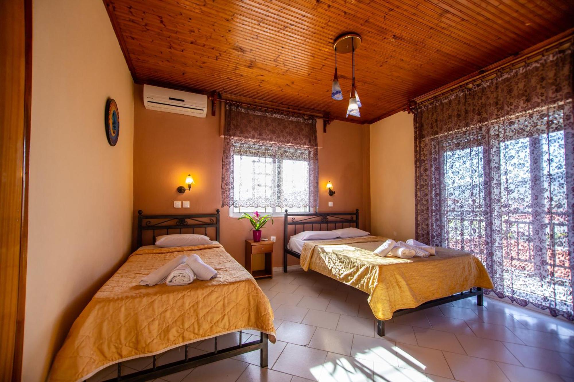 Xenia Palace Luxury Apartments Vrasná 외부 사진