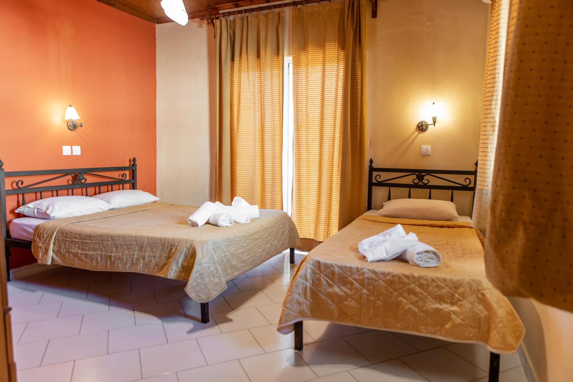 Xenia Palace Luxury Apartments Vrasná 외부 사진