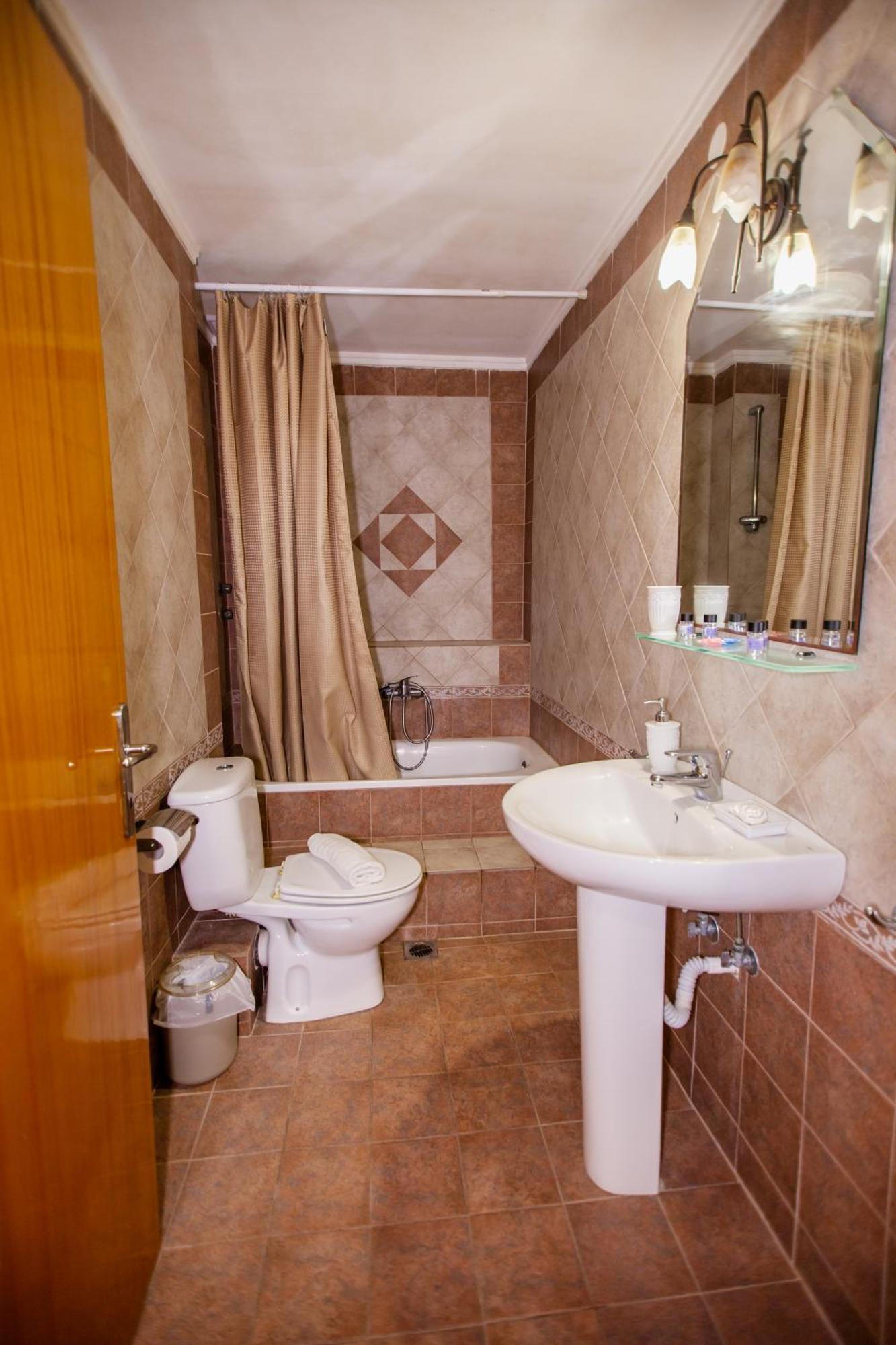 Xenia Palace Luxury Apartments Vrasná 외부 사진